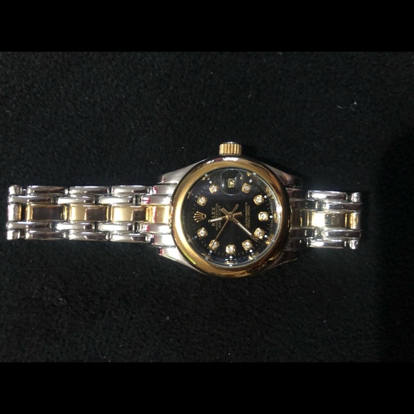 Watch main image 4